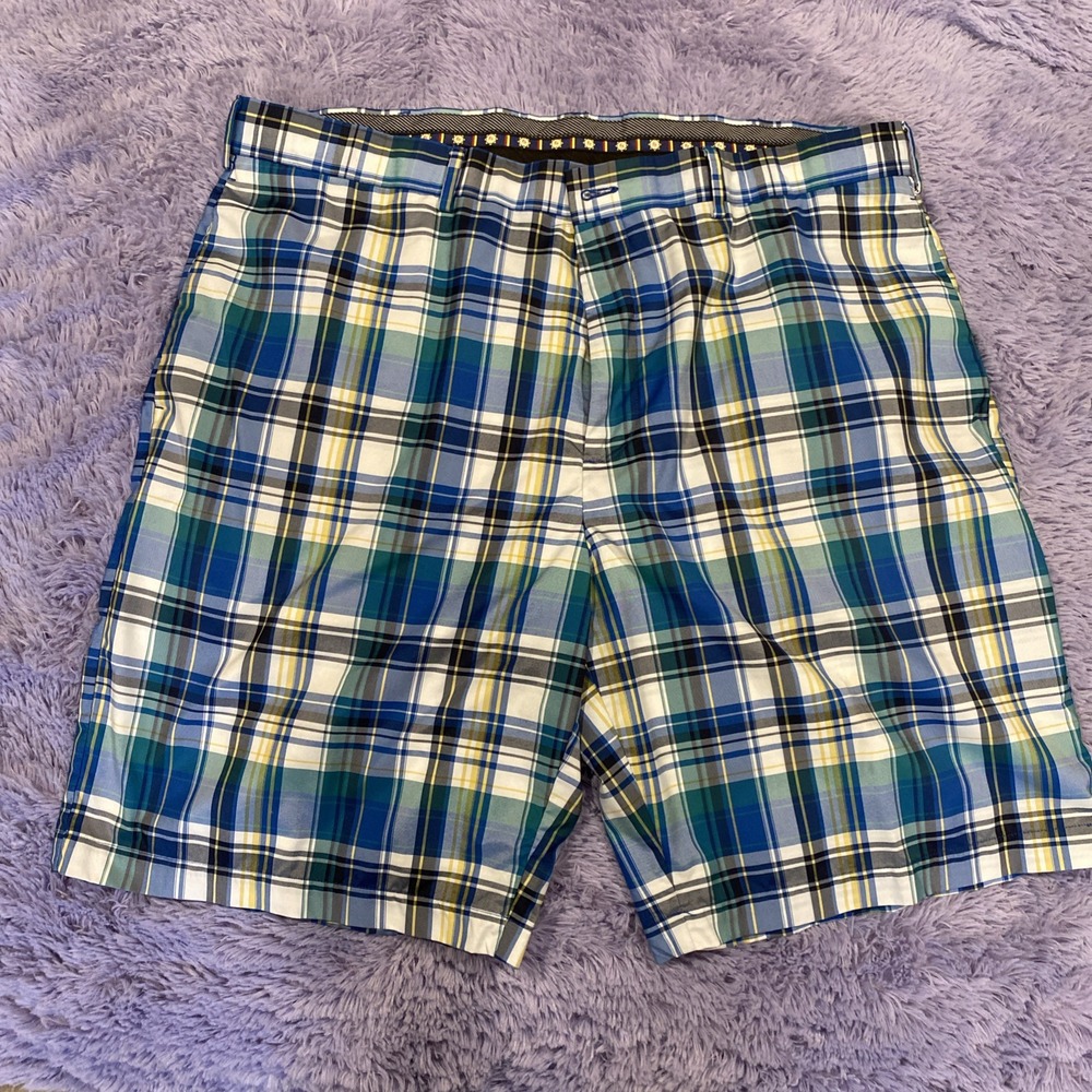 Ben Hogan Golf Shorts Men's Size 40 Blue Multicolor Plaid Chino Flat Front Sport